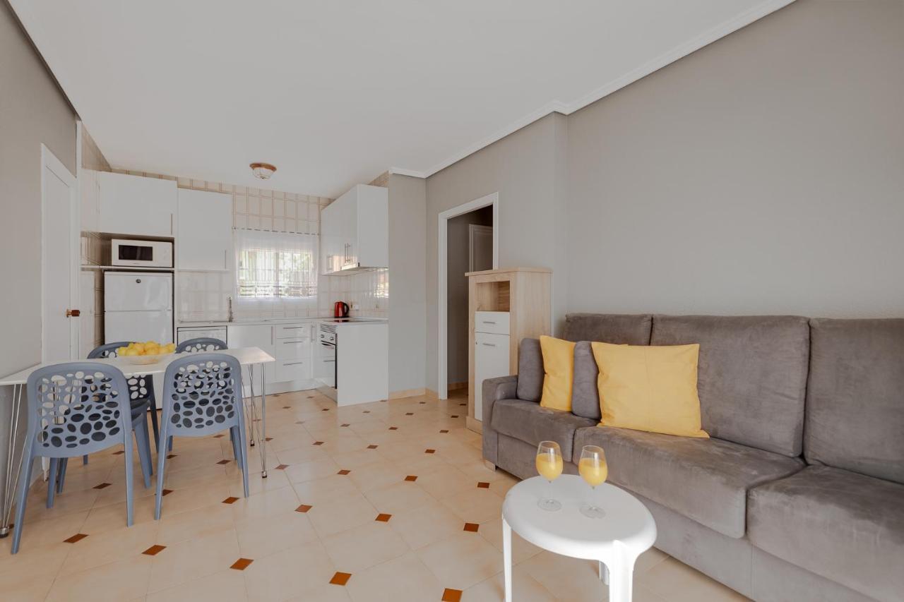 Playa La Mata - Apartamento "Limonka" מראה חיצוני תמונה