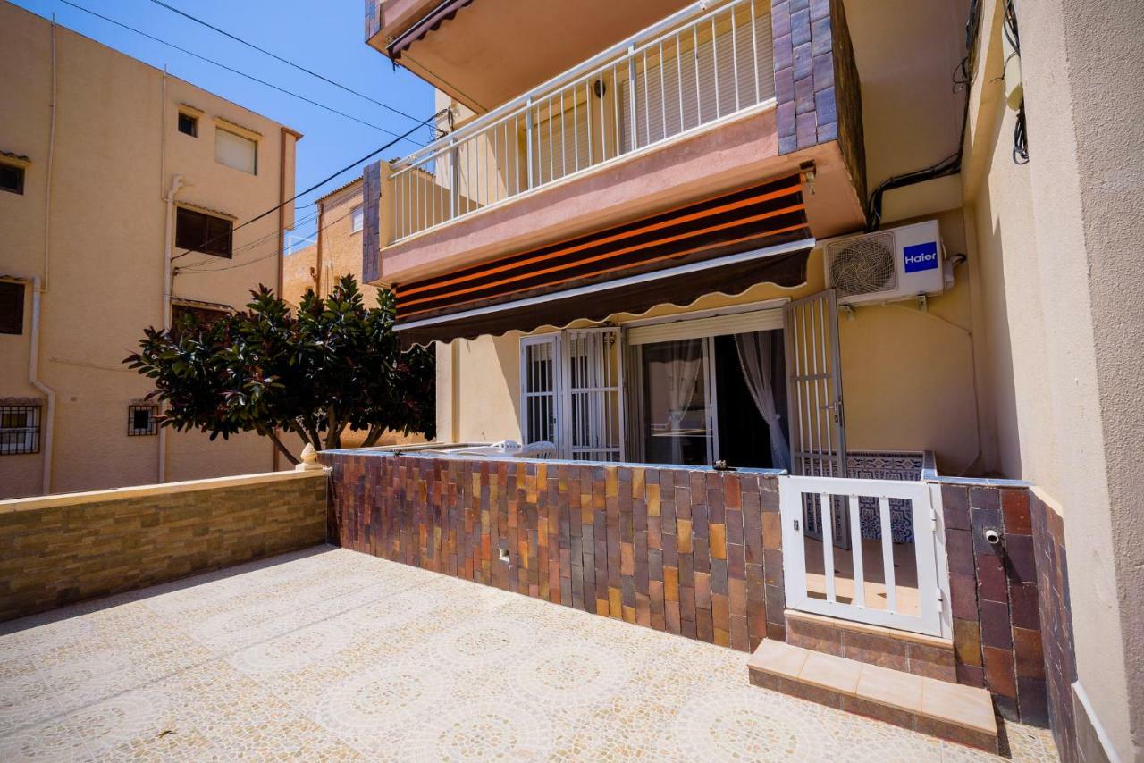 Playa La Mata - Apartamento "Limonka" מראה חיצוני תמונה
