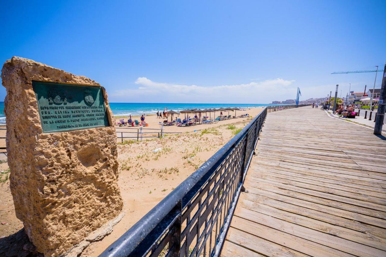 Playa La Mata - Apartamento "Limonka" מראה חיצוני תמונה