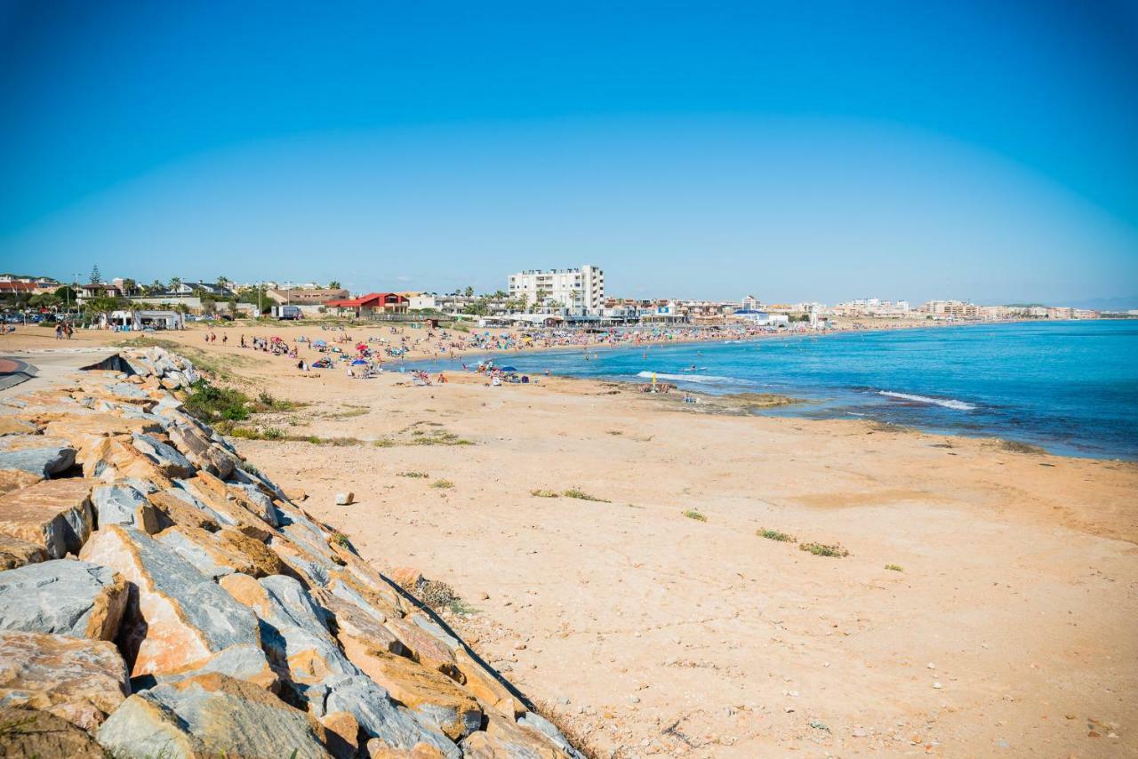 Playa La Mata - Apartamento "Limonka" מראה חיצוני תמונה